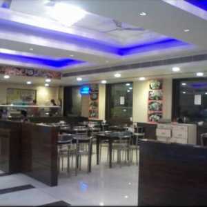 Aaryan Sweets and Restaurants Uttam Nagar outlet (1)